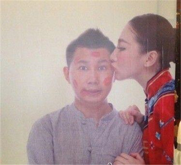 何云伟老婆陈笛黑历史开扒,何云伟第一任妻子照片女朋友月月是谁