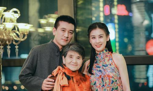 杨子妈妈为啥有钱什么来历？杨子妈妈刘丽芹是干嘛的做什么生意