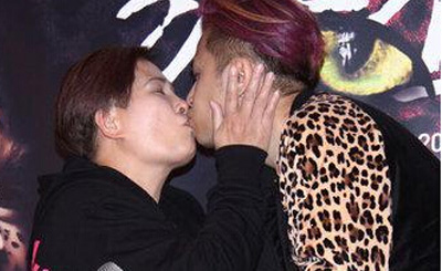 罗志祥和他的妈妈黑料接吻照片？罗志祥妈妈曾经是干嘛的感情生活